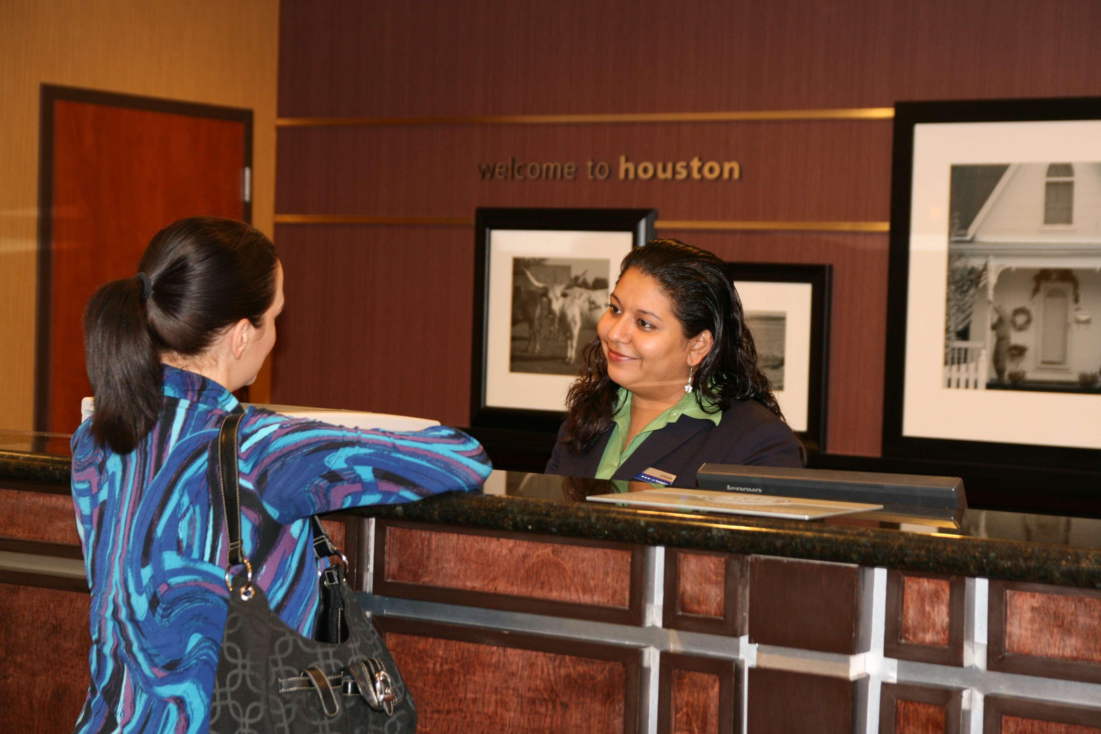 Hampton Inn & Suites Houston-Cypress Station Westfield Exterior photo