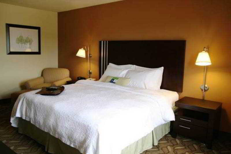 Hampton Inn & Suites Houston-Cypress Station Westfield Exterior photo